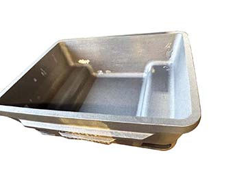 Hvordan fjerner du slagg fra aluminium?
